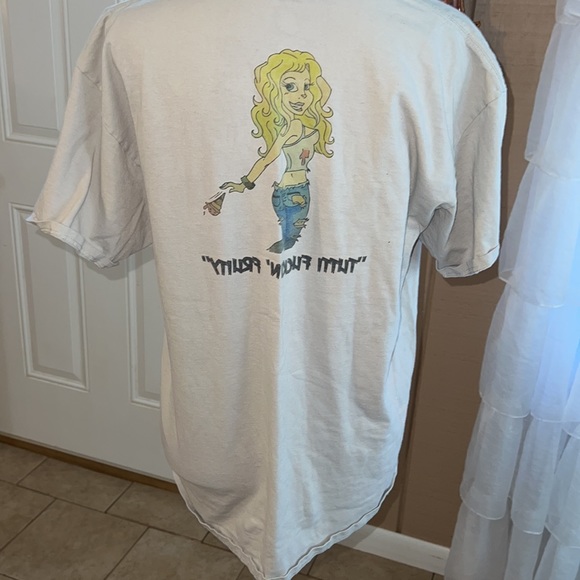 Distressed Devils Rejects baby firefly “ tutti fu)#ing fruity” mirror tee size L - Picture 5 of 6